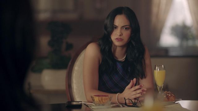 The top tiles Public School Veronica Lodge (Camila Mendes) in Riverdale ...