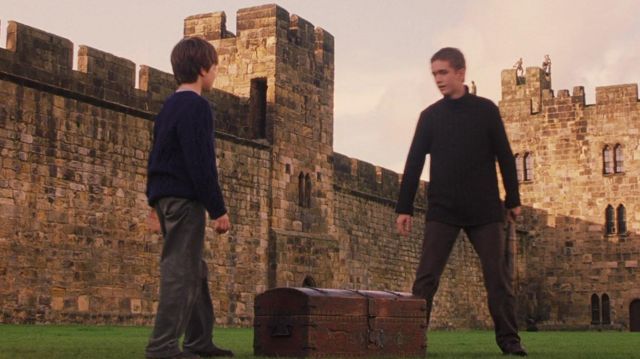 La réplique du set de Quidditch de Oliver Wood (Sean Biggerstaff) dans Harry Potter à l'école des sorciers