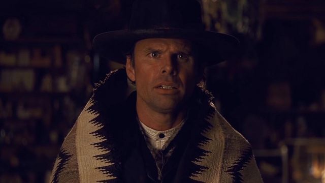 Blanket of Sheriff Chris Mannix (Walton Goggins) in The Hateful Eight