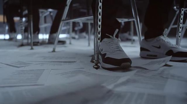 Sneakers white Nike Air Max One Jewel worn during one of his concerts by  Eminem