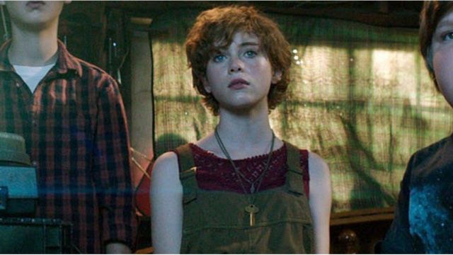 H&M Red Top Under Overalls worn by Beverly Marsh (Sophia Lilis) as seen in It the movie