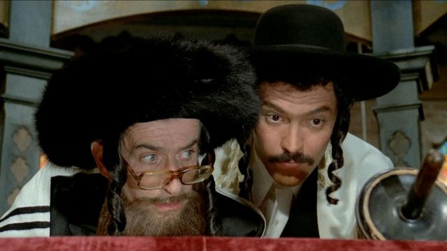 The hat of a rabbi, worn by Victor Pivert (Louis de Funès) in The adventures of Rabbi Jacob
