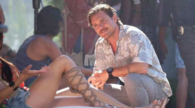 The watch 5.11 of Martin Riggs (Clayne Crawford) in The lethal Weapon S01E03
