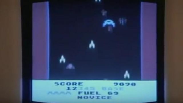 The video game Space Invaders that plays Daryl (Barret Oliver) in D. A. R. Y. L.
