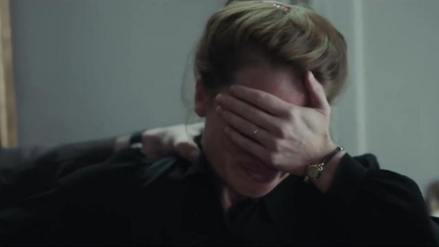 La montre ronde de Marguerite Duras (Mélanie Thierry) dans La Douleur