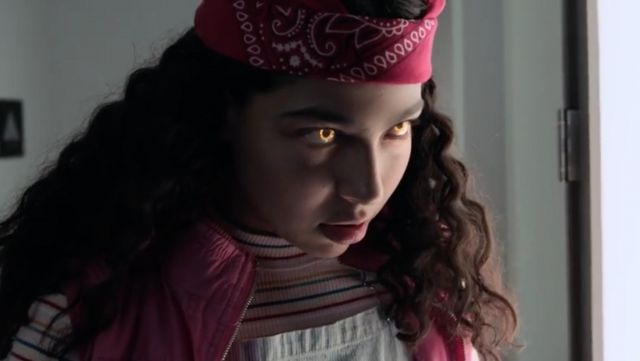 The striped top Urban Outfitters Molly Hernandez (Allegra Acosta) in Marvel's Runaways