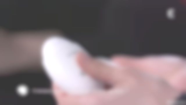 LA CRÈME MAIN Veloute Adoucit Éclaircit de CHANEL conseillée dans C'est au programme du 11/01/2018