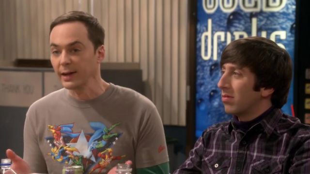 The Justice League t-shirt of Sheldon Cooper (Jim Parsons) in The Big Bang Theory S11E12