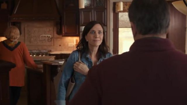 The jean jacket of Audrey Safranek (Kristen Wiig) in Downsizing | Spotern