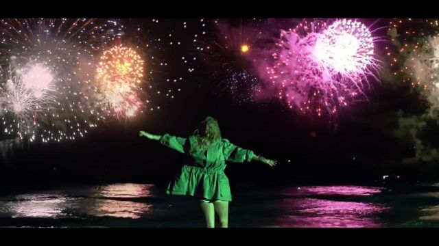 La chaqueta ornamental miu miu de Taylor Swift en el video musical de End Game con Future y Ed Sheeran