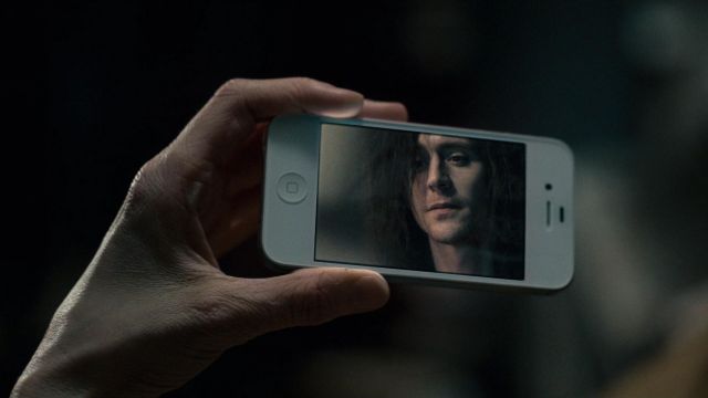 The Smartphone Apple Iphone 5 White Eve Tilda Swinton In Only Lovers Left Alive Spotern