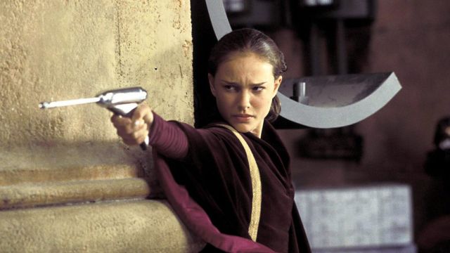 Blaster Pistol of Queen Padme Amidala (Natalie Portman) as seen in Star ...