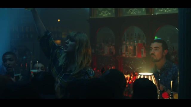 The embroidered shirt in Gucci Taylor Swift in the clip End Game featuring Future and Ed Sheeran