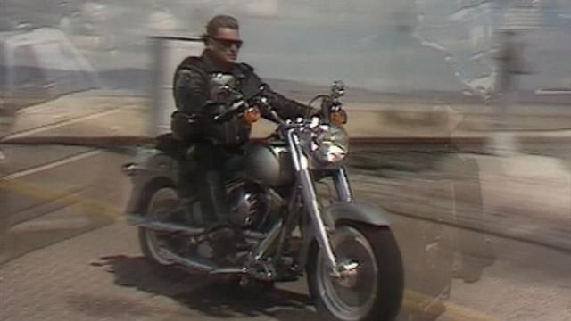 The Harley-Davidson FAT BOY, 1990 Johnny Hallyday in her video clip Himalaya