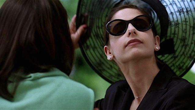 Vetements Has Made The 'Snuff' Spoon Necklace Worn By Sarah Michelle Gellar  In 'Cruel Intentions' - Grazia
