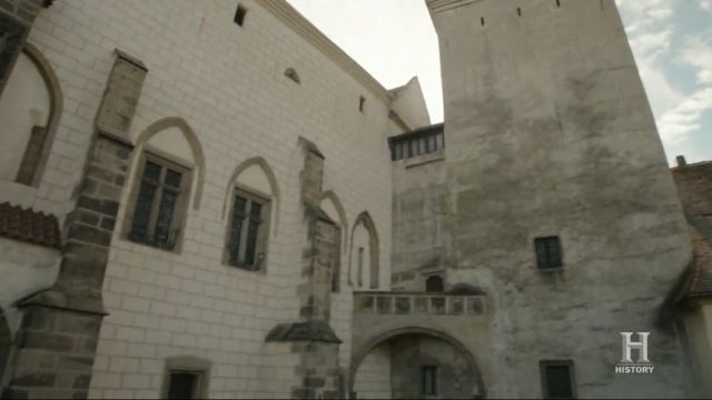 The inner courtyard of Křivoklát Castle in the Czech Republic, the monastery hidden in Knightfall S01E07