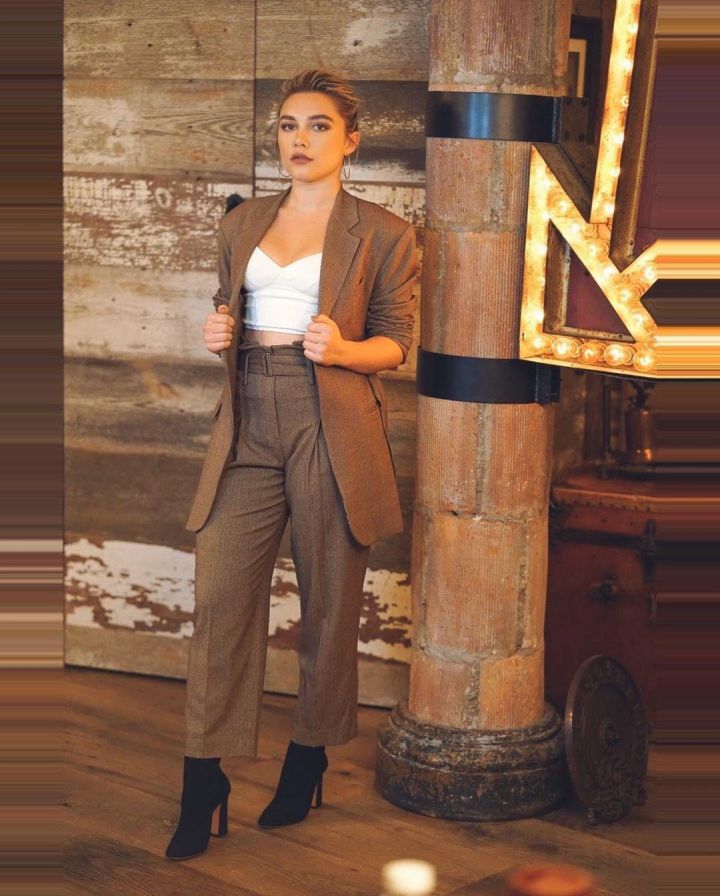 Florence Pugh: Clothes, Outfits, Brands, Style and Looks | Spotern