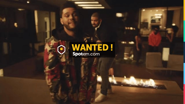 The jacket of The Weeknd in the clip Reminder | Spotern