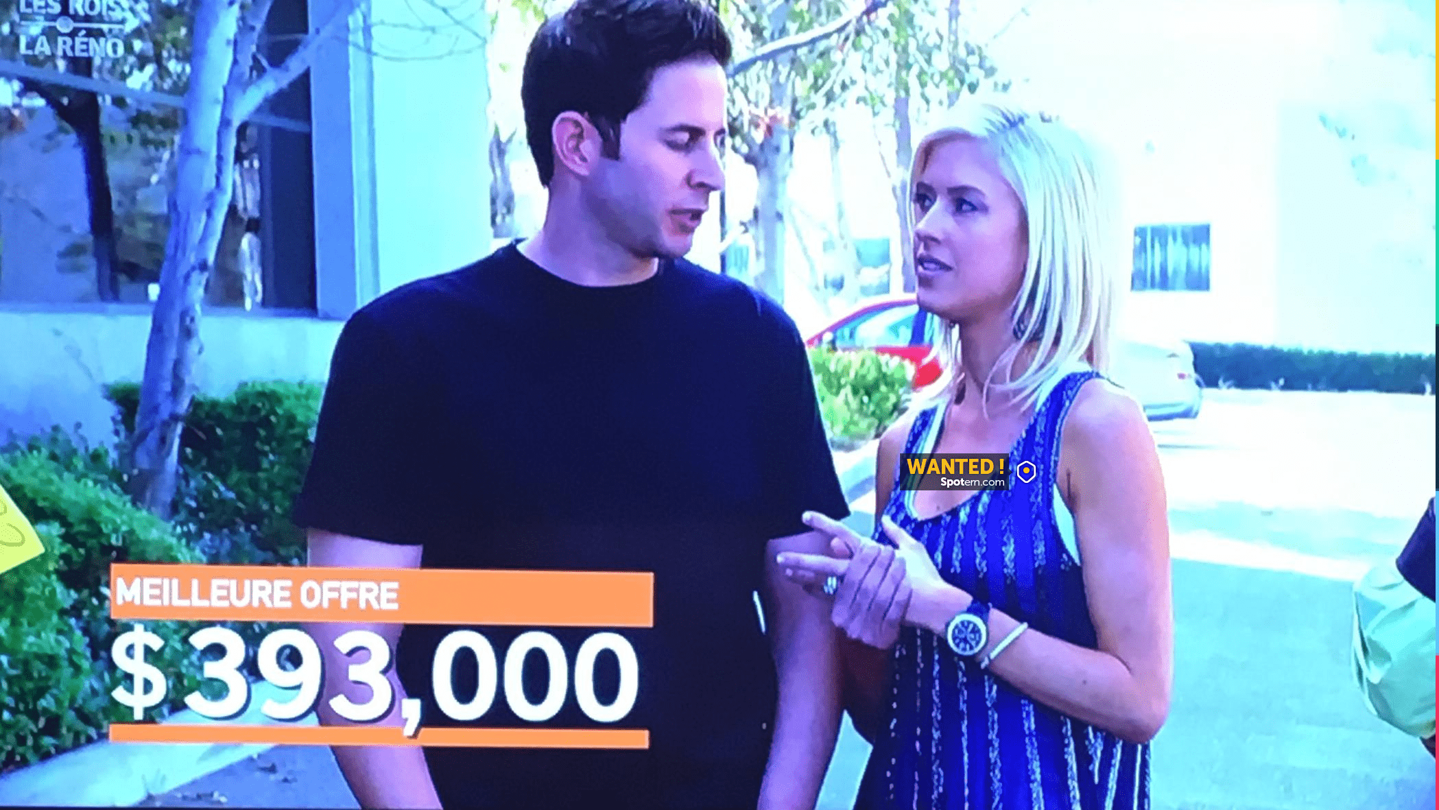 The T-shirt tank top blue of Christina El Moussa in the Kings of the Reno |  Spotern