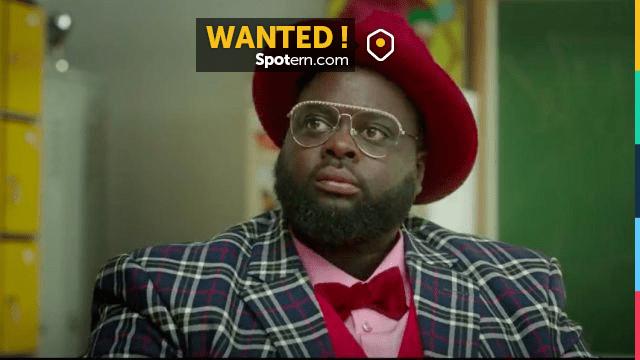 El sombrero rojo de Issa Doumbia en El primero de la clase | Spotern