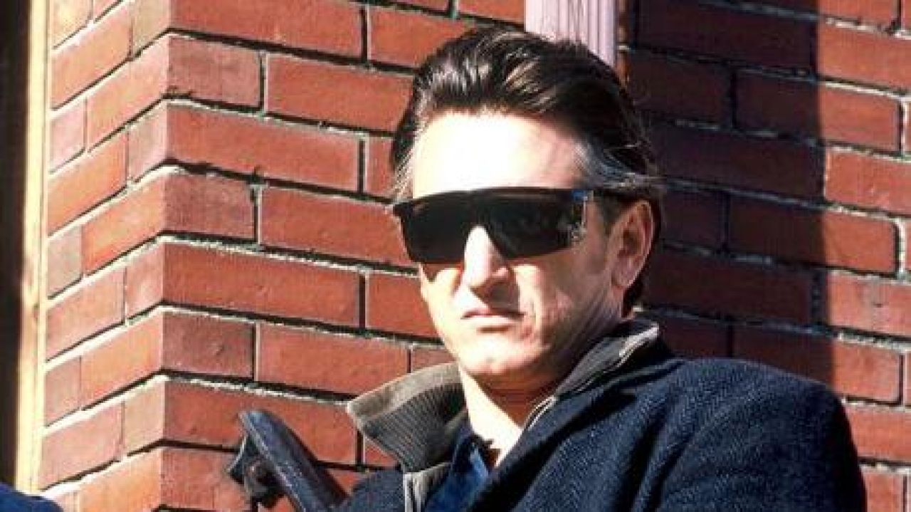 Sunglasses worn by James Markum (Sean Penn) as seen in Mystic River