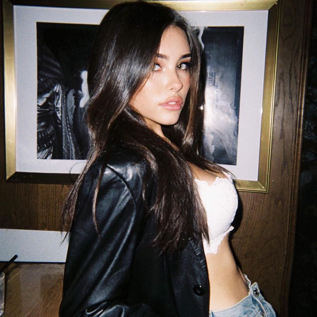Madison Beer Films Et Programmes Tv La veste en cuir portée par Madison Beer sur son compte Instagram | Spotern