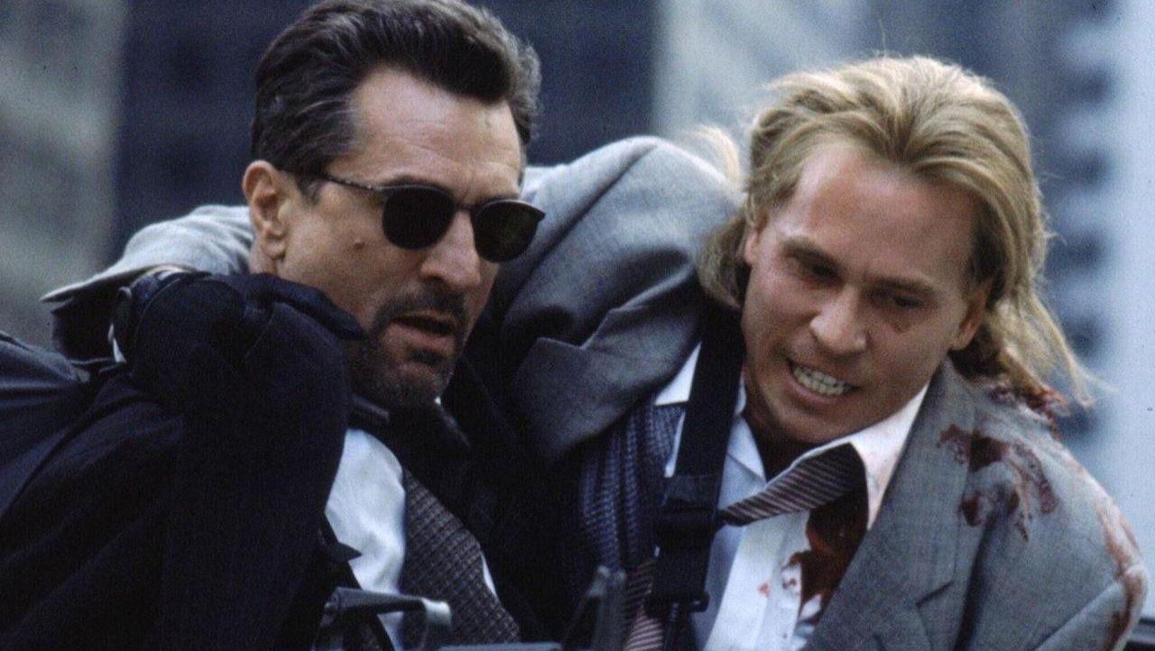 Sosie De Robert De Niro Dans Heat Les lunettes de soleil portée par Neil McCauley (Robert De Niro) dans