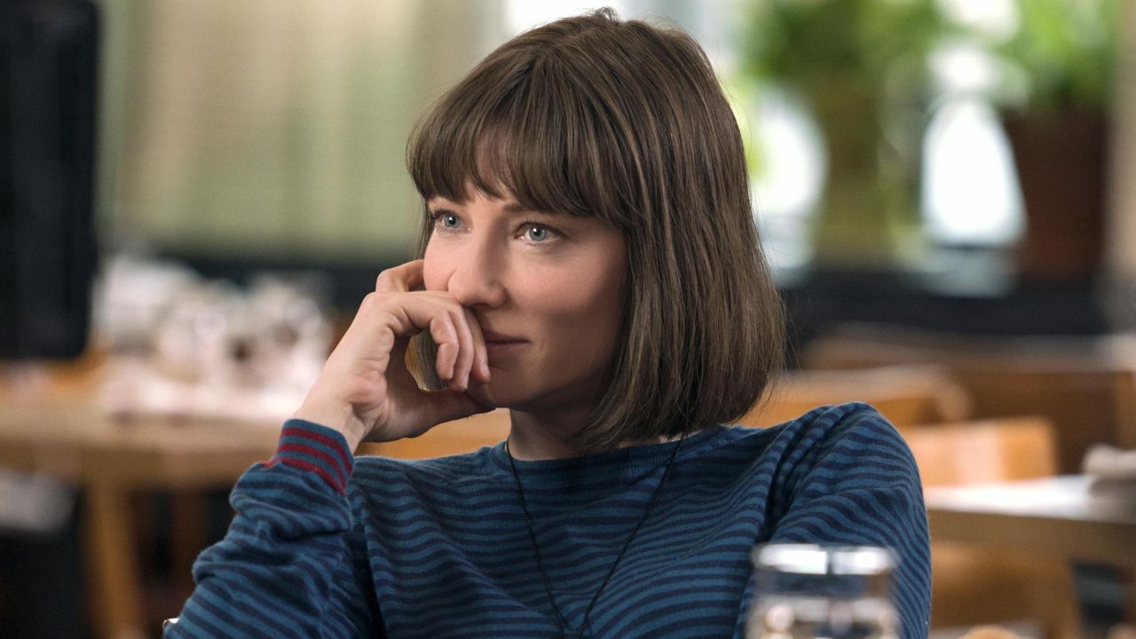 Sweater of Bernadette Fox (Cate Blanchett) in Where'd You Go, Bernadette Spotern