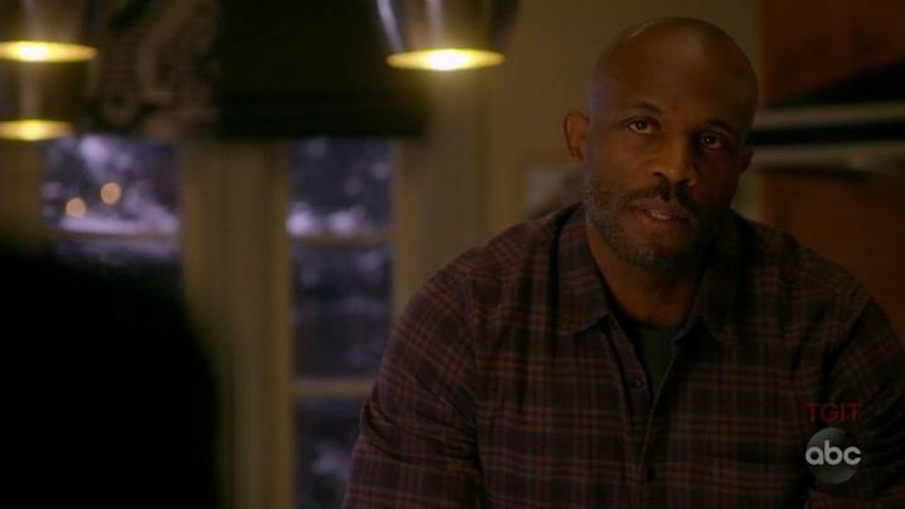 The plaid shirt of Nate Lahey (Billy Brown) in Murder (S05E08) | Spotern