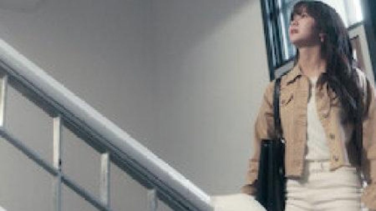 Veste Kim Jojo (saison 2. Épisode 1) de Kim Jojo Kim So-hyun dans la