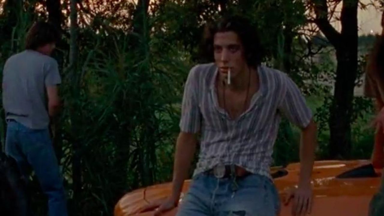 Hippieish shirt of Pickford (Shawn Andrews) in Dazed and Confused Spotern