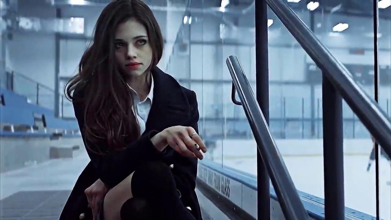 Dark Coat worn by Maria / Airam (India Eisley) in Look Away movie | Spotern