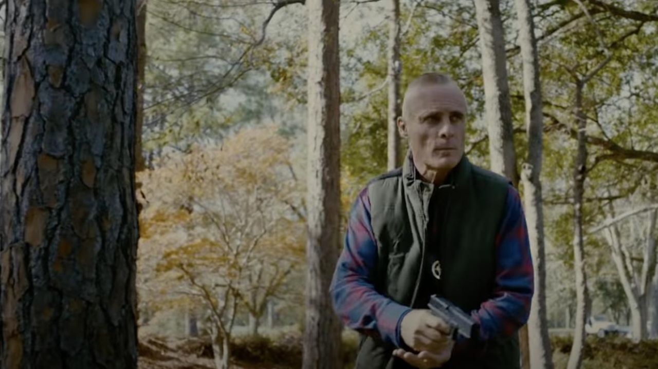 Plaid Flannel Shirt worn by Charles Rutledge (Timothy V. Murphy) as ...