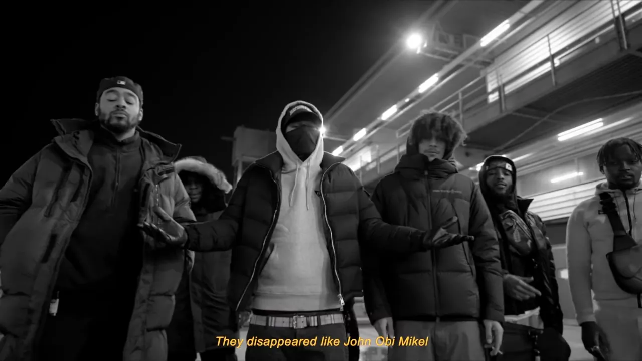 La doudoune portée par Freeze Corleone dans le clip Lampadaire, Pt.2 de