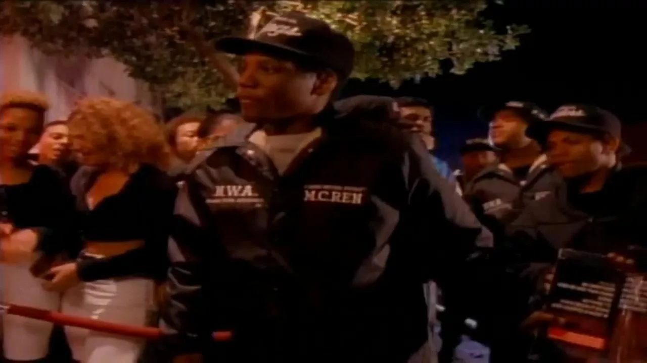 La veste nwa x mc ren dans le clip eazy er said than dunn de eazy e