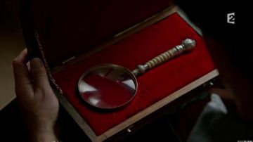 The magnificent magnifying glass and the case of Richard Castle
