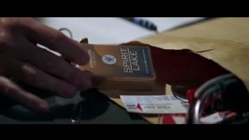 The cigarette package of Ben Affleck in Paycheck