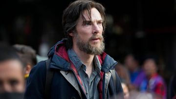 Le blouson de Dr. Stephen Strange (Benedict Cumberbatch) dans Doctor Strange