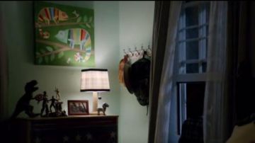 The table "Chameleons" of the chamber of Henry in The Whispers