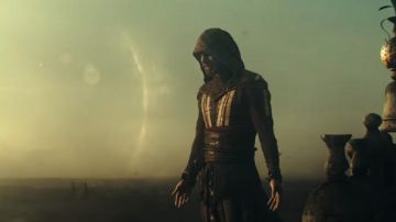 The costume / jacket of Michael Fassbender in Assasin's Screed