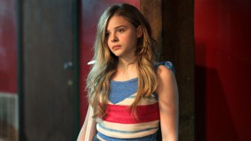 Le top de Luli McMullen (Chloë Grace Moretz) dans Hick