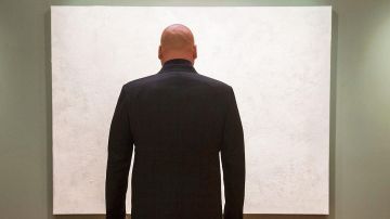La imagen de Wilson Fisk "pintando un conejo en una tormenta de nieve" en Daredevil