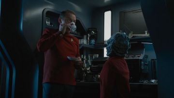 The cup used by Montgomery Scott (Simon Pegg in Star Trek : No limits