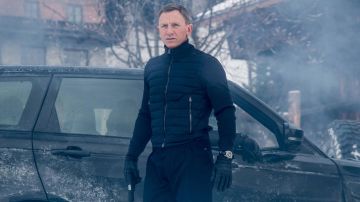 Los guantes de James Bond (Daniel Craig) en Spectre