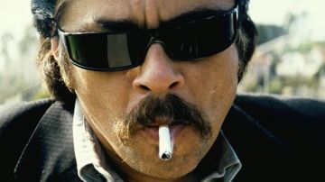 Sun-glasses Lado (Benicio Del Toro in Savages