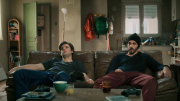 The sofa of Orelsan and Gringe in Blocked