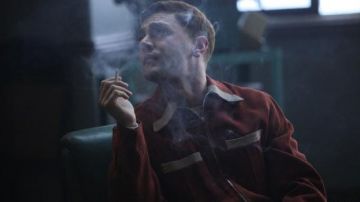 la chaqueta naranja de Michael Aleen (Xavier Dolan) en The Elephant Song