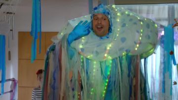 El traje de Medusor / Denis Bouley en Fais pas ci Fais pas ça