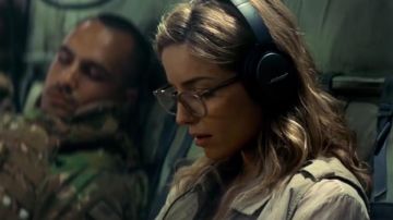 Glasses worn by Jenny Halsey (Annabelle Wallis) in The Mummy