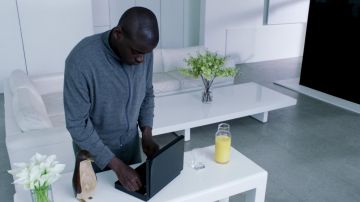 El pingüino de madera en Black Mirror S01E02